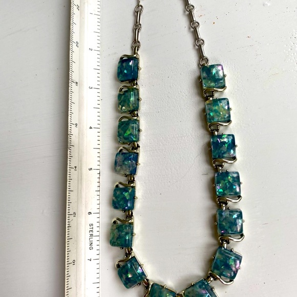 Vintage Coro necklace and clip on  earring set - Picture 7 of 12
